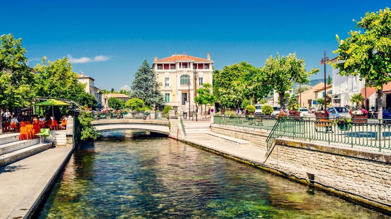 Apartmán Un Petit Nid Au Bord De La Sorgue LʼIsle-sur-la-Sorgue Exteriér fotografie